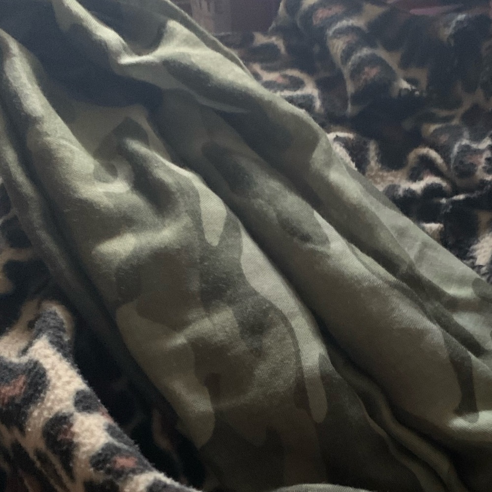 Old Navy camouflage Scarf